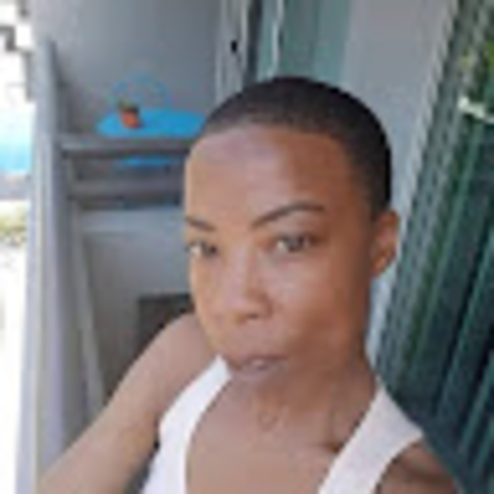 Meet your Posher, Alicia